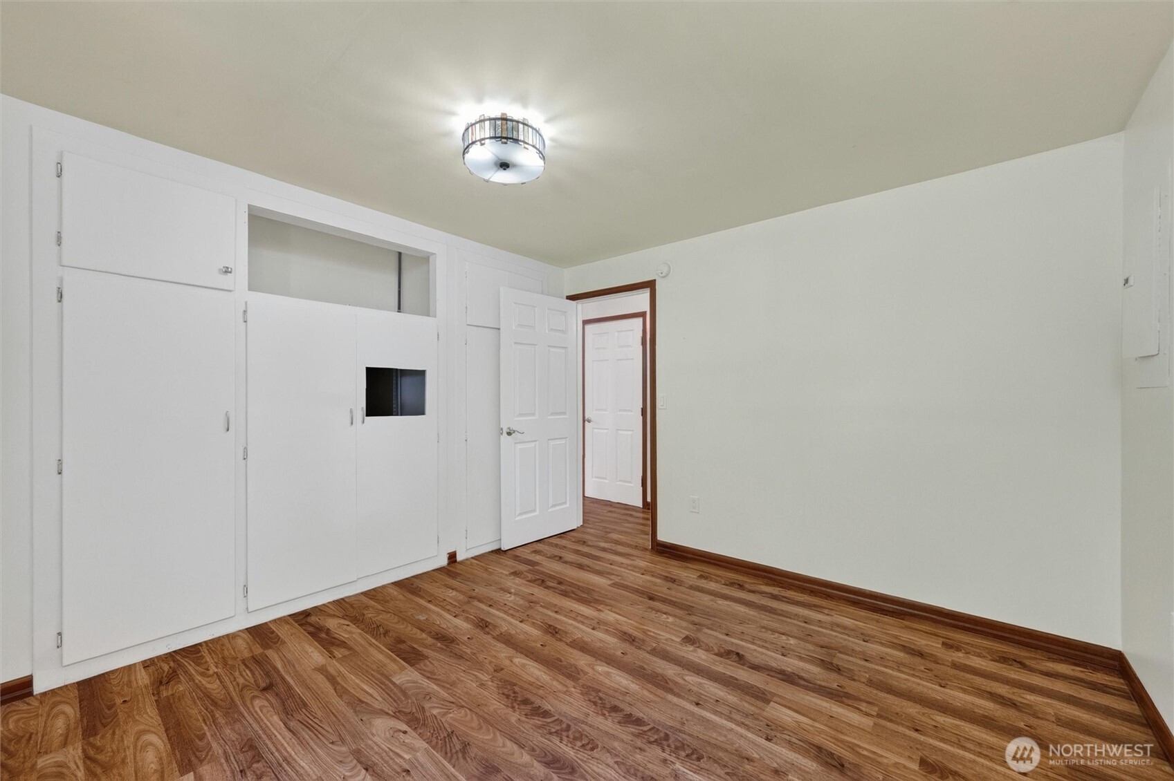 17662 Dunbar Road Mount Vernon, WA 98273 - Photo 13 of 28 Gallery Image 13