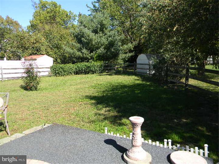 10 Derby Road Swedesboro, NJ 08085 - Photo 15 of 18 Exterior Back