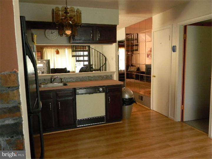 10 Derby Road Swedesboro, NJ 08085 - Photo 5 of 18 Kitchen