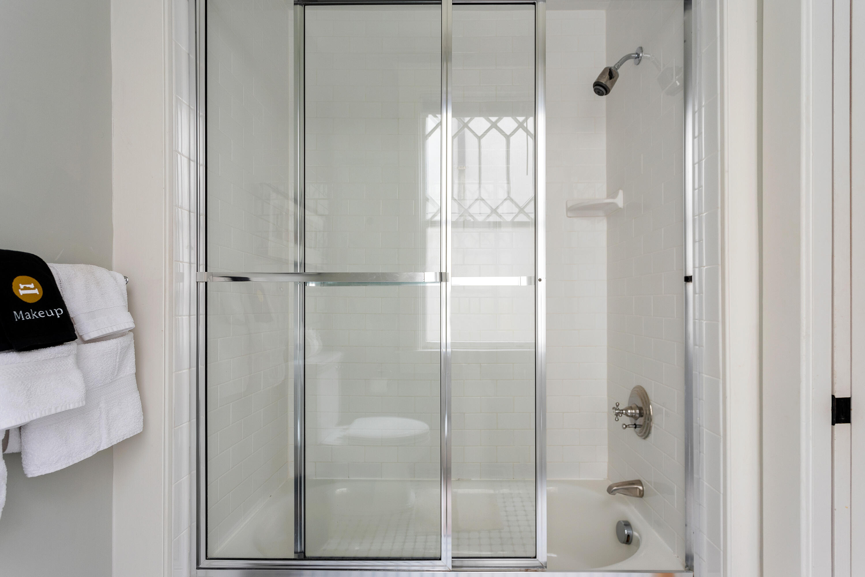 194-196 Rutledge Avenue Charleston, SC 29403 - Photo 18 of 47 Unit A Bathroom 3