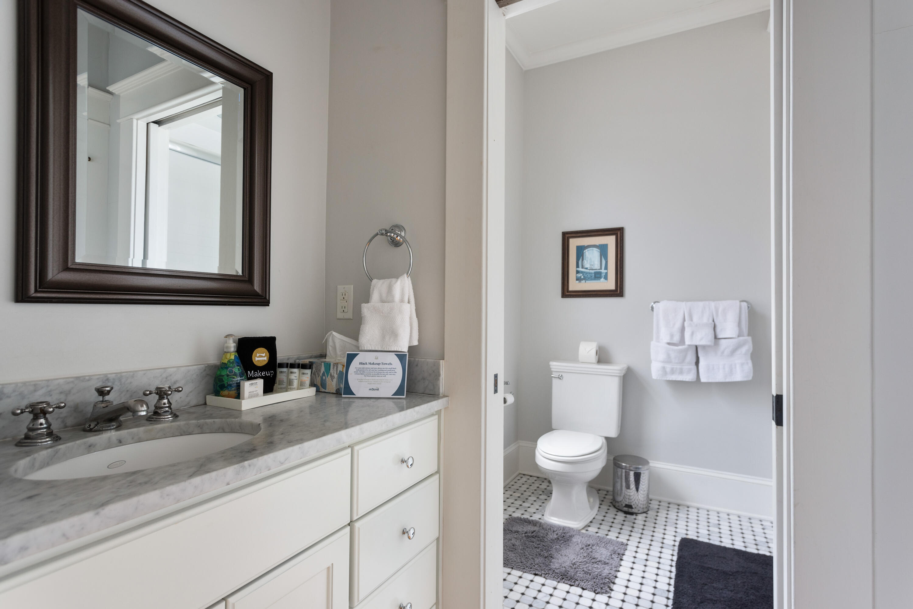 194-196 Rutledge Avenue Charleston, SC 29403 - Photo 28 of 47 Unit B Bathroom 3