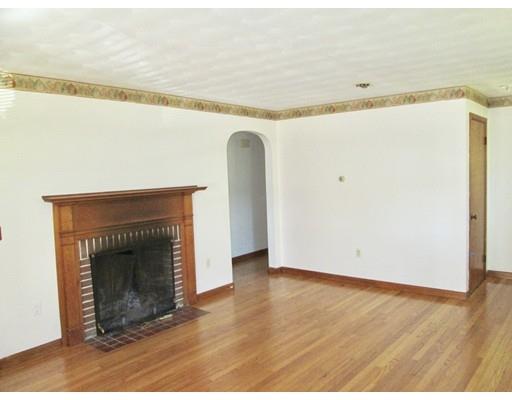 79 Depot Road Hatfield, MA 01038 - Photo 3 of 7