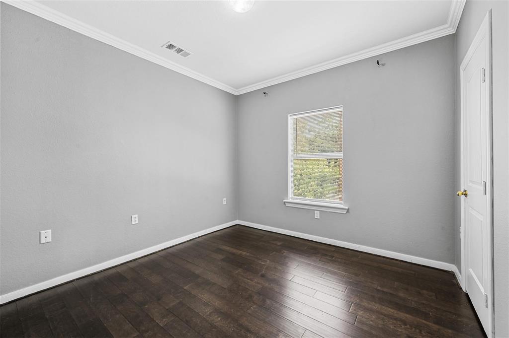 902 South Montclair Avenue Dallas, TX 75208 - Photo 19 of 32