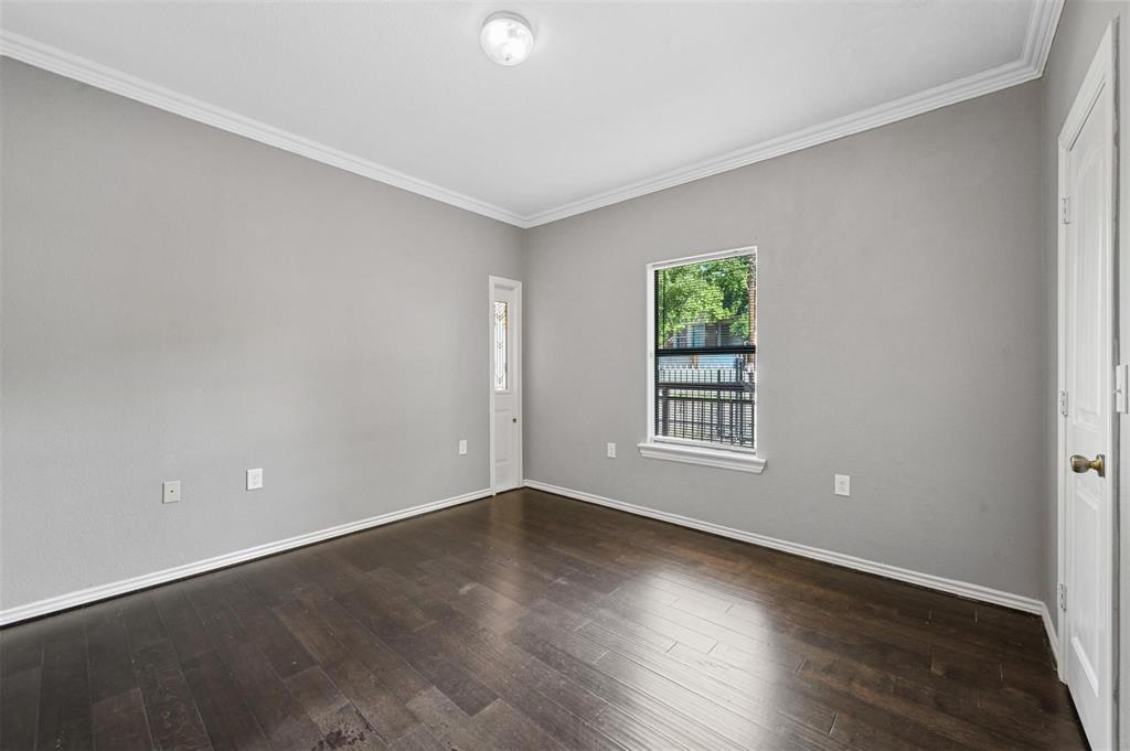 902 South Montclair Avenue Dallas, TX 75208 - Photo 23 of 32