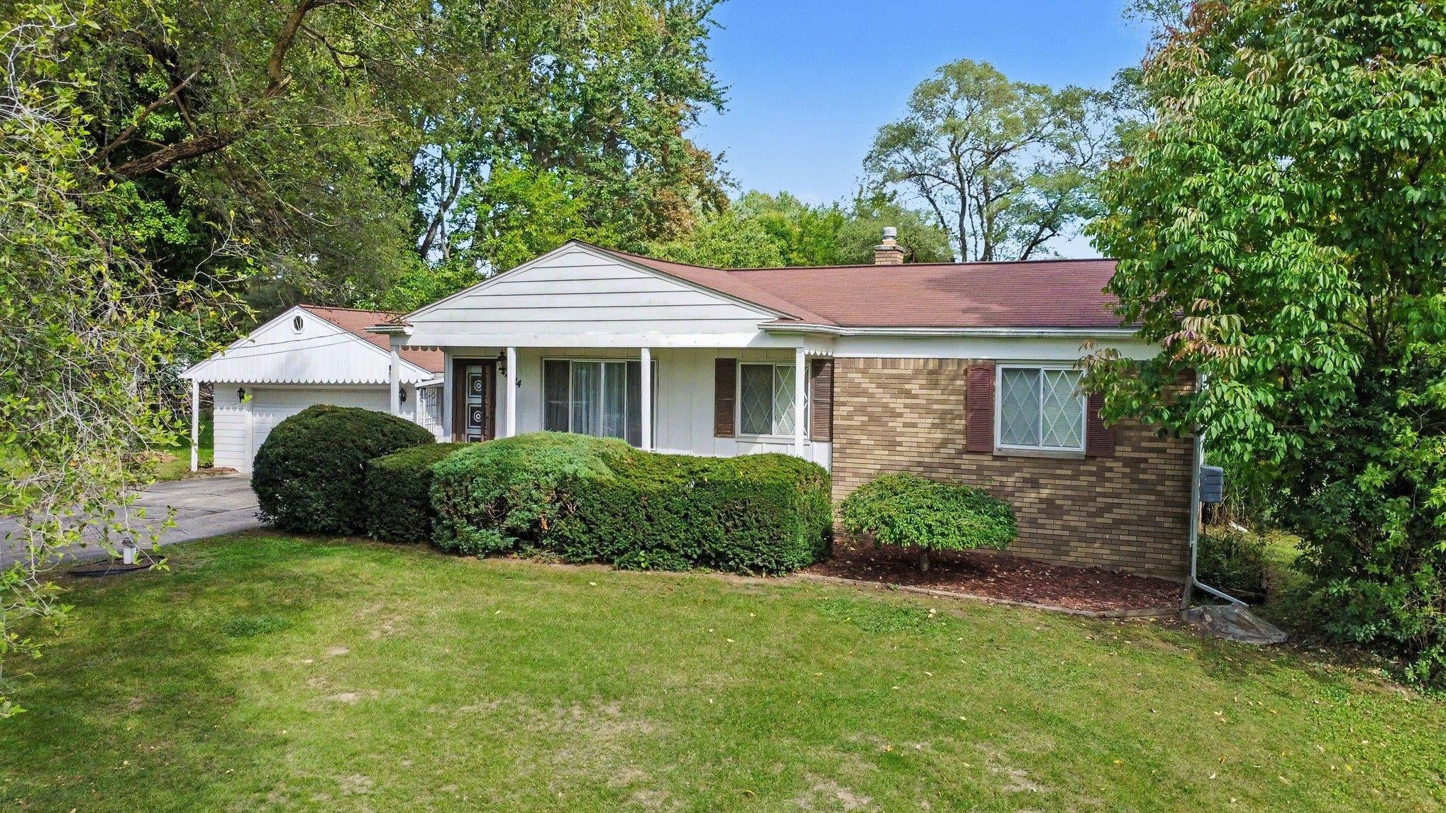 4324 North Vassar Road Flint, MI 48506 - Photo 3 of 25 Gallery Image 3