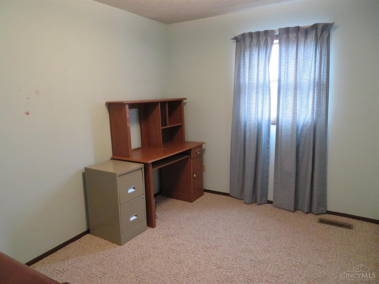 13252 Barger Road Leesburg, OH 45135 - Photo 18 of 19 Gallery Image 18