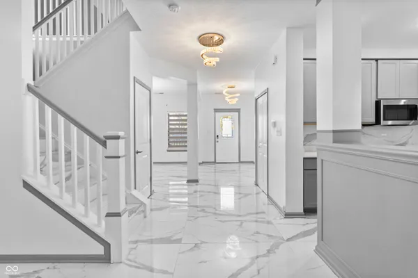 $470,000 | 210 Lynnette Way, Cumberland, IN 46229