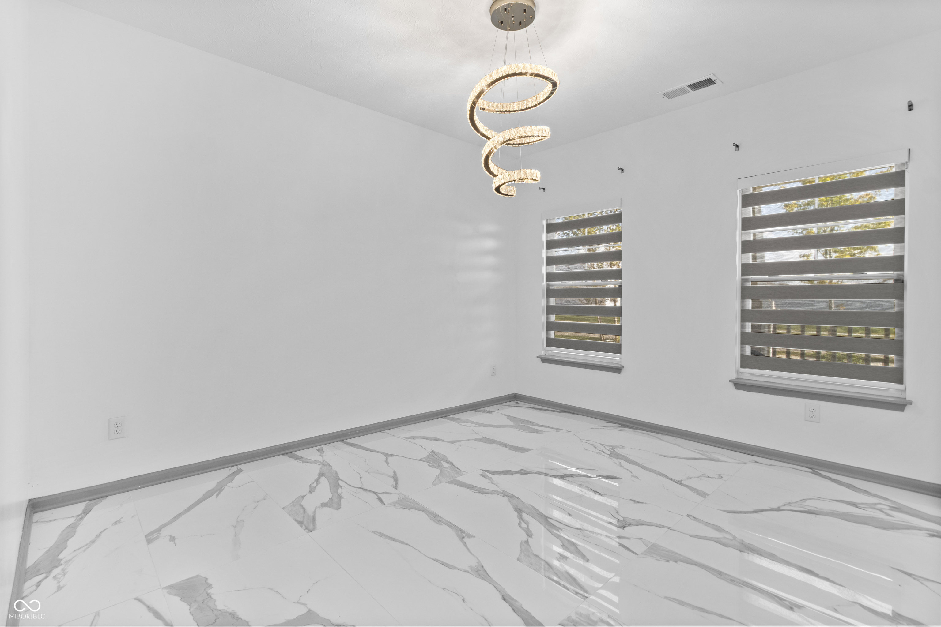 210 Lynnette Way Cumberland, IN 46229 - Photo 17 of 46