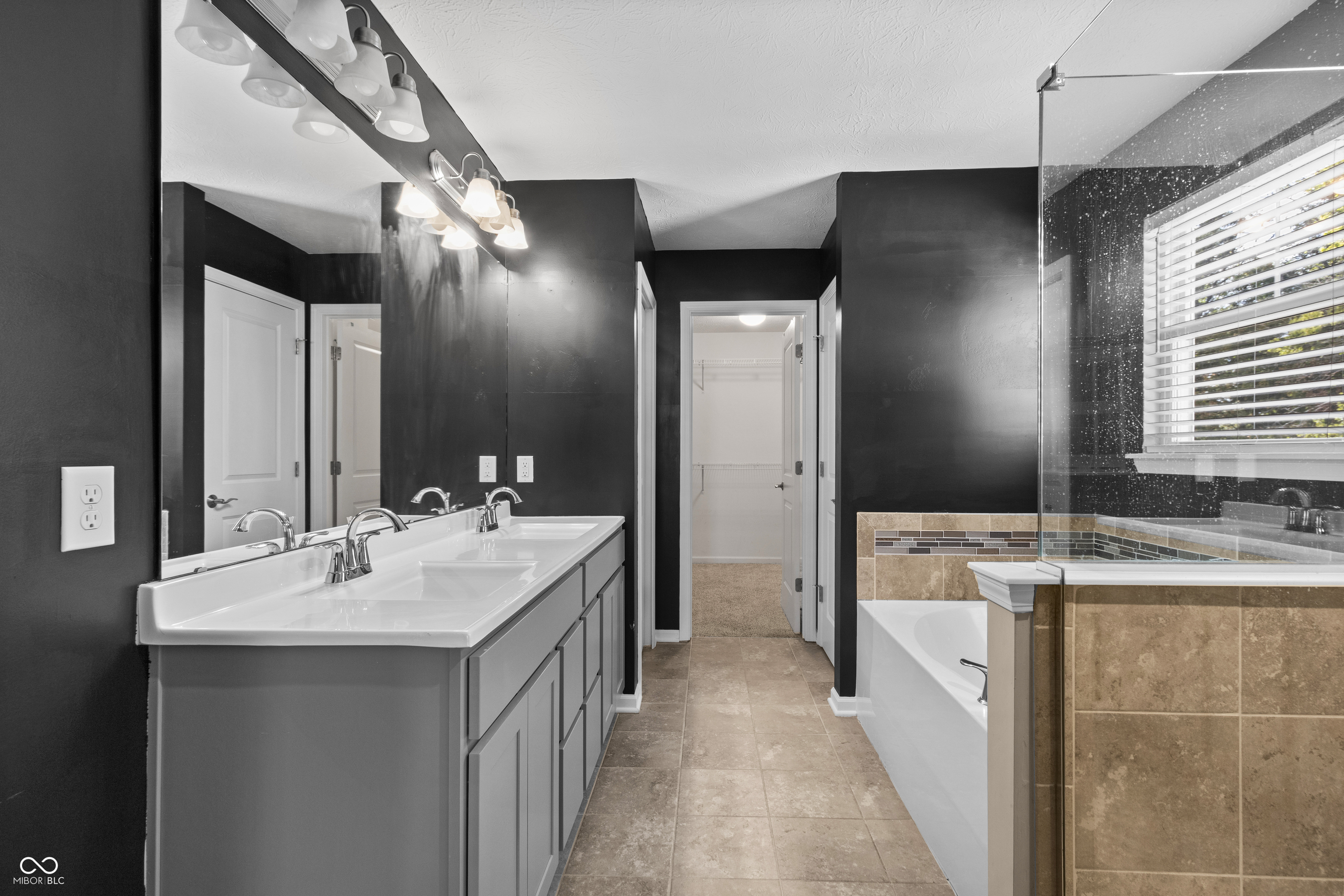 210 Lynnette Way Cumberland, IN 46229 - Photo 33 of 46