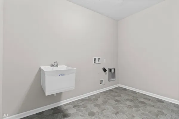 $470,000 | 210 Lynnette Way, Cumberland, IN 46229