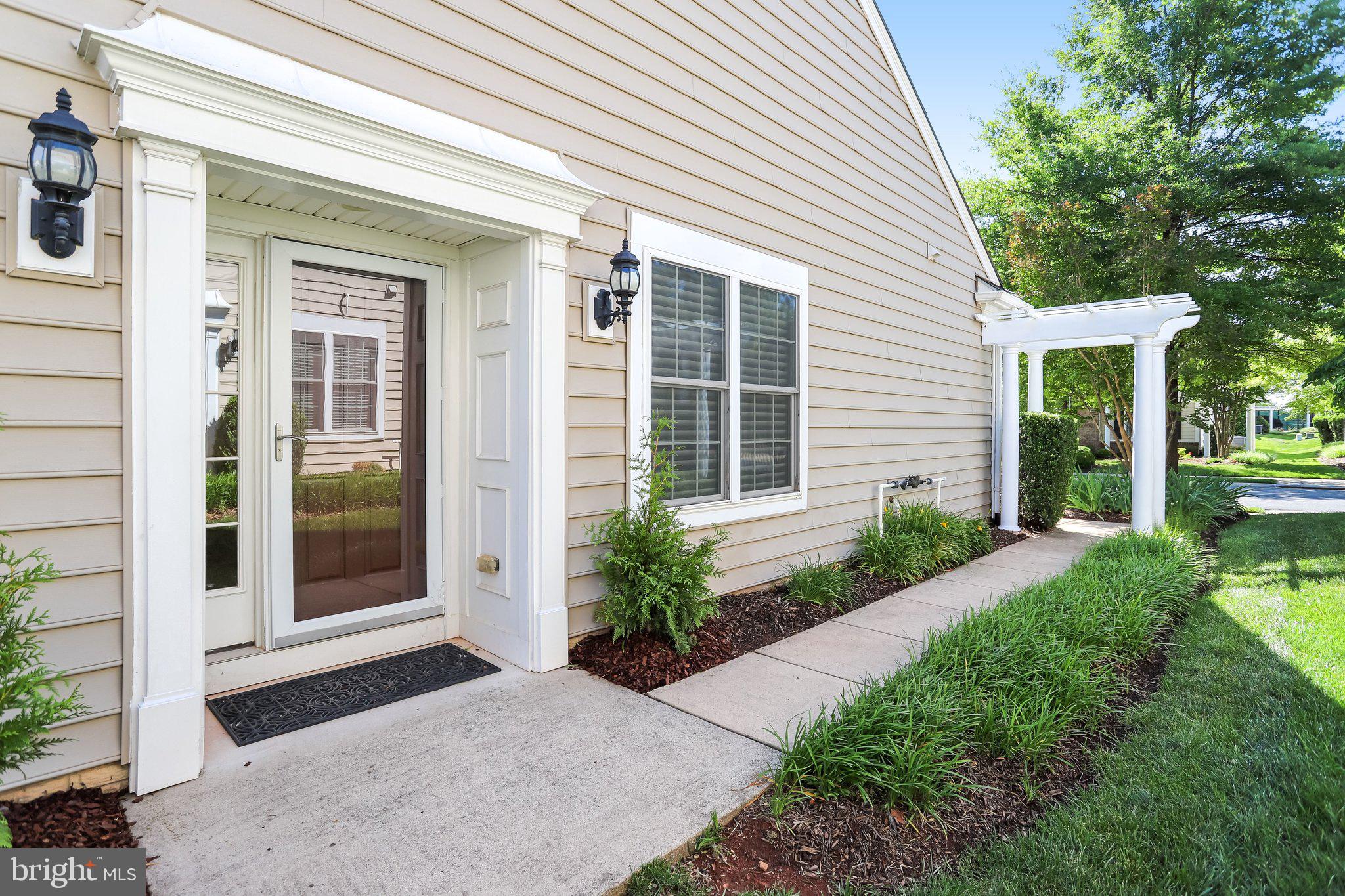 44406 Adare Manor Square Ashburn, VA 20147 - Photo 2 of 58 Welcoming Entrance