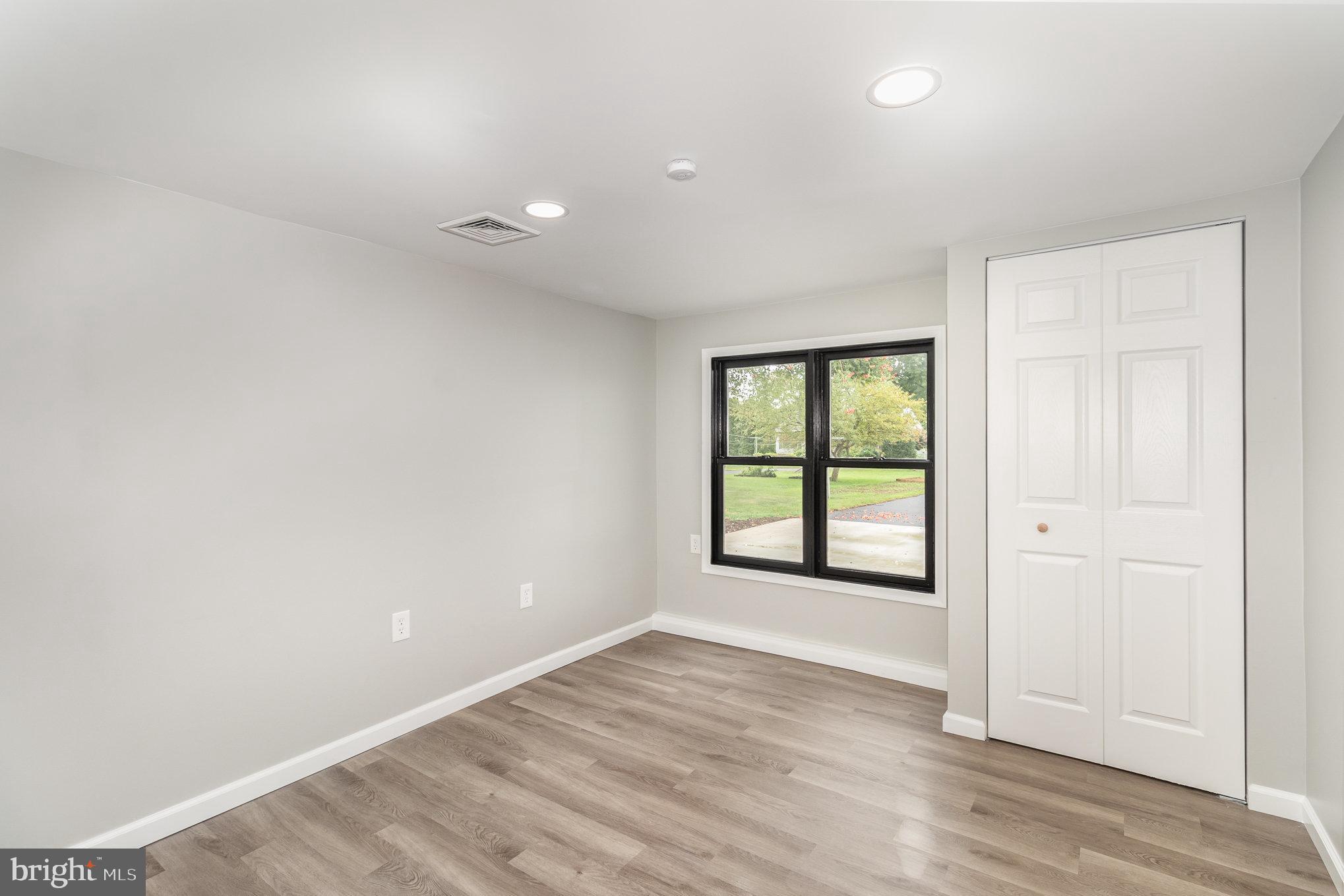 337 North Broad Street Lititz, PA 17543 - Photo 32 of 41