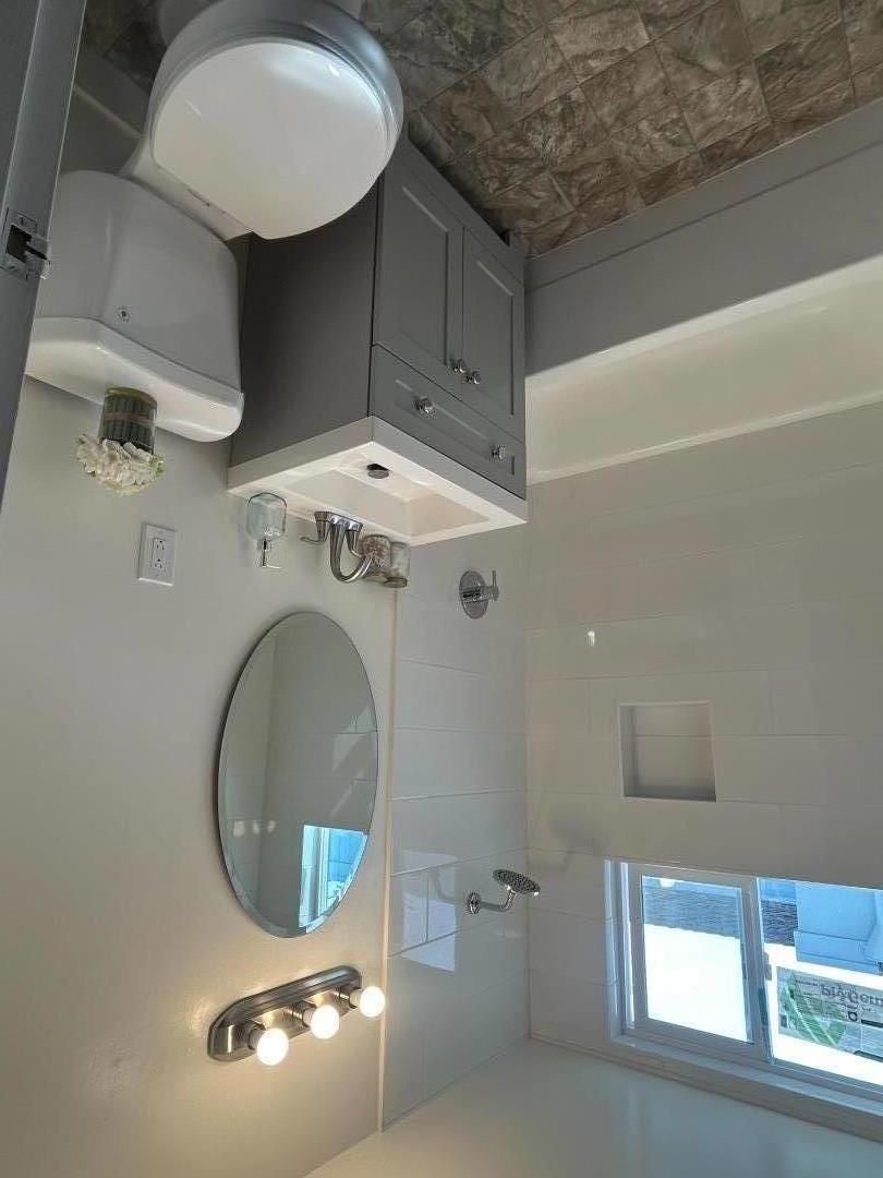 265 Crestmoor Circle Pacifica, CA 94044 - Photo 16 of 22