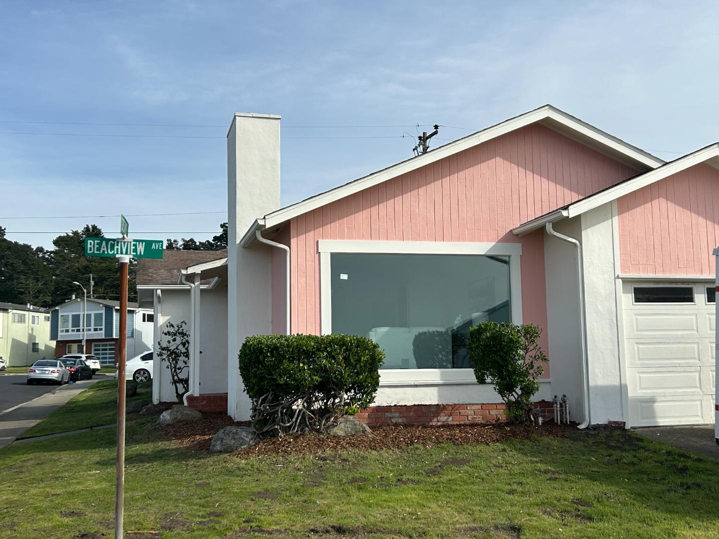 265 Crestmoor Circle Pacifica, CA 94044 - Photo 4 of 22