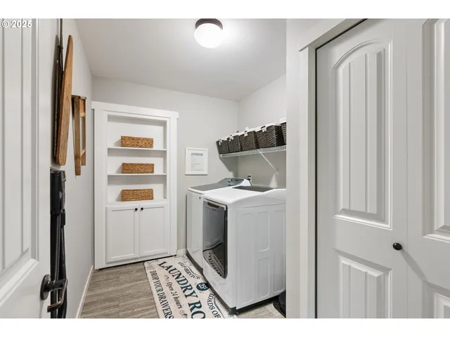 a view of utility room with washer and dryer