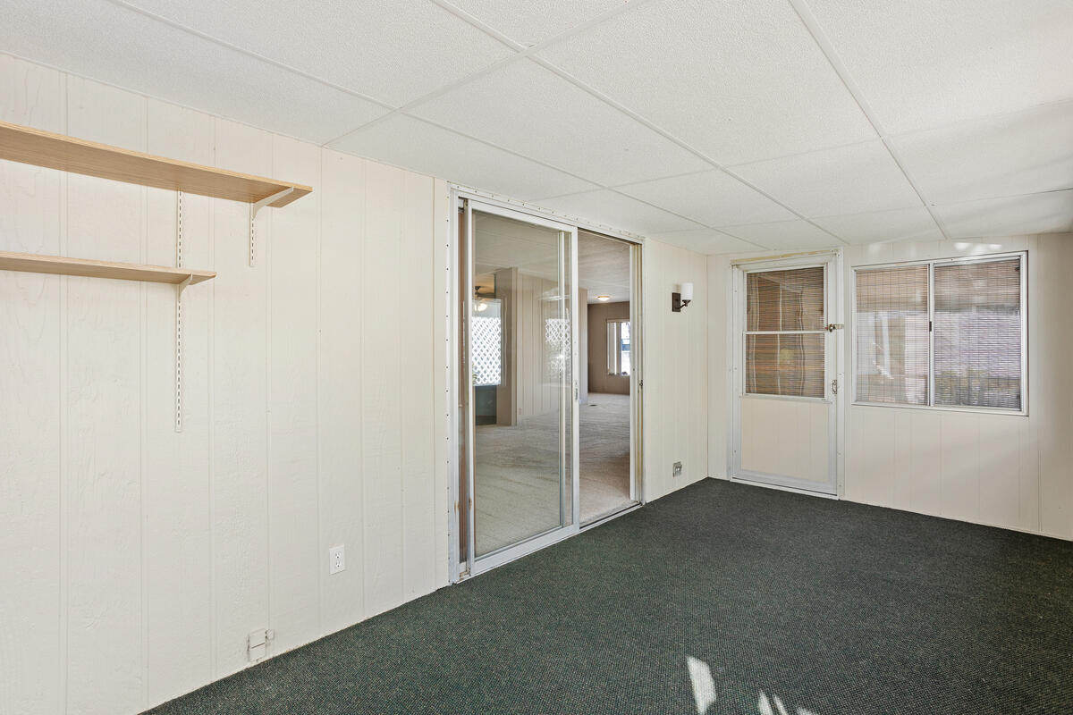 4650 Dulin Road, Unit 159 Fallbrook, CA 92003 - Photo 11 of 46 36_11631764_175741_175741-EI-136