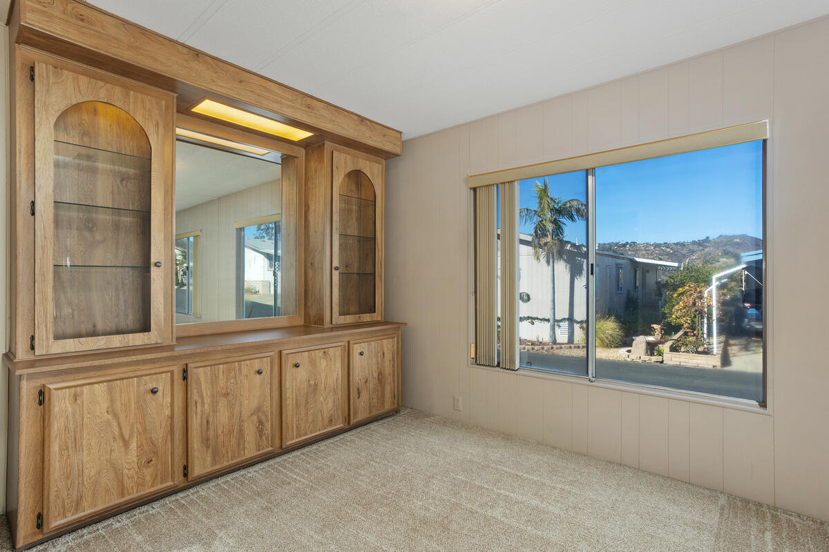 4650 Dulin Road, Unit 159 Fallbrook, CA 92003 - Photo 7 of 46 32_11631758_175741_175741-EI-132