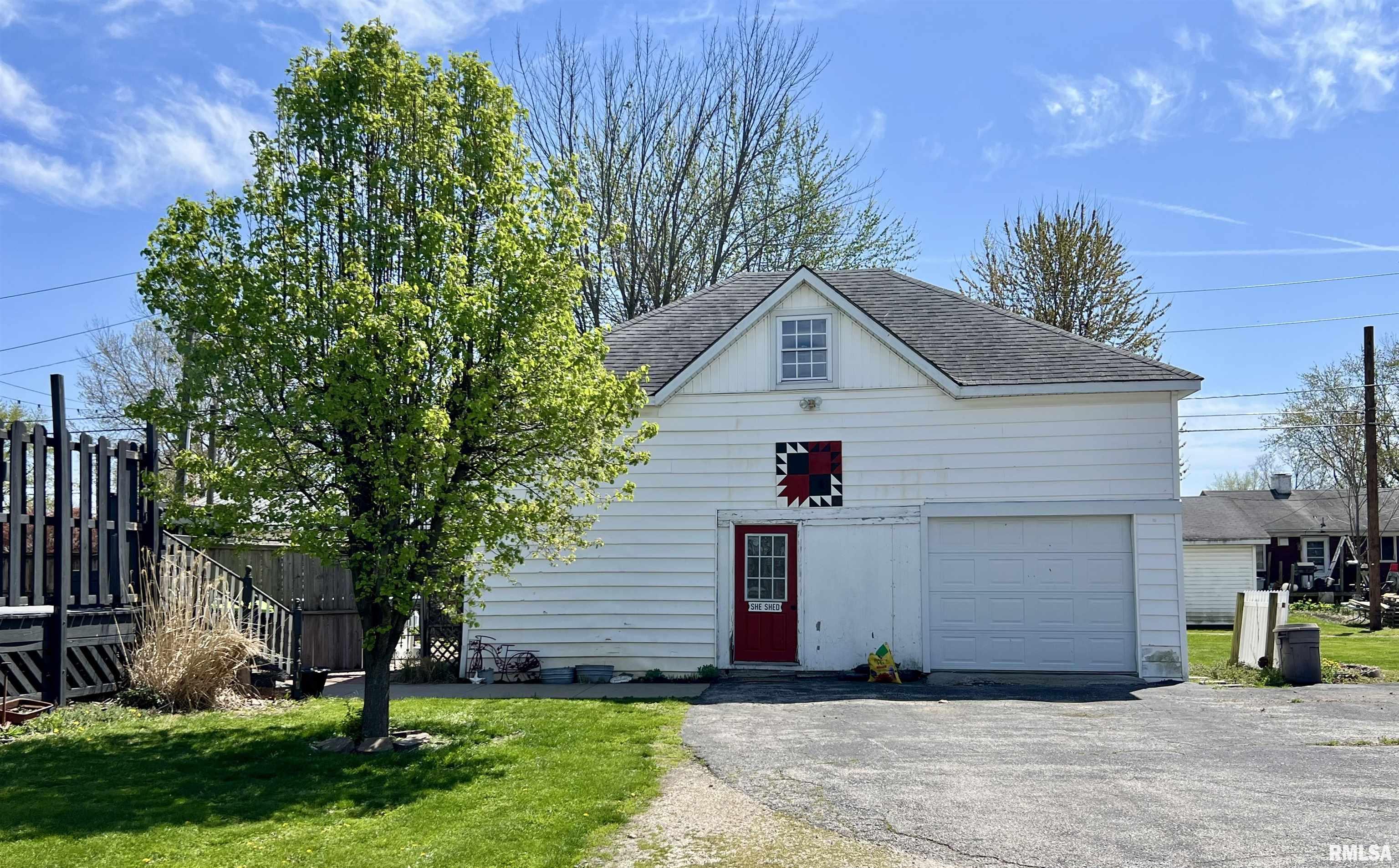 102 West Lorton Street Roodhouse, IL 62082 - Photo 8 of 43 Gallery Image 8