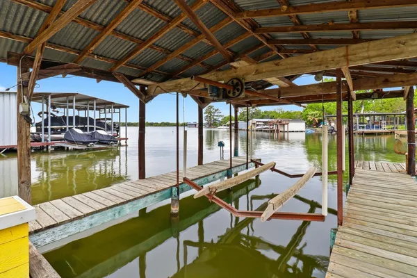 $615,000 | 1138 Hill Cir E Drive, Granite Shoals, TX 78654