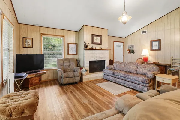 $615,000 | 1138 Hill Cir E Drive, Granite Shoals, TX 78654