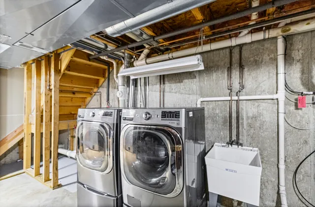 $2,600 | 2451 Stonegate Road, Unit 2451, Algonquin, IL 60102