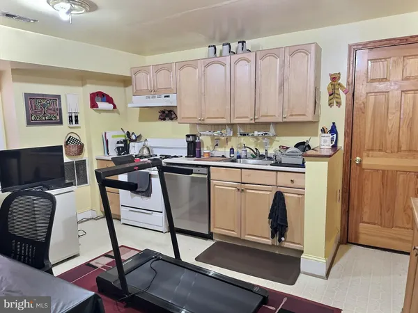 $299,900 | 1226 U Street Southeast, Washington, DC 20020