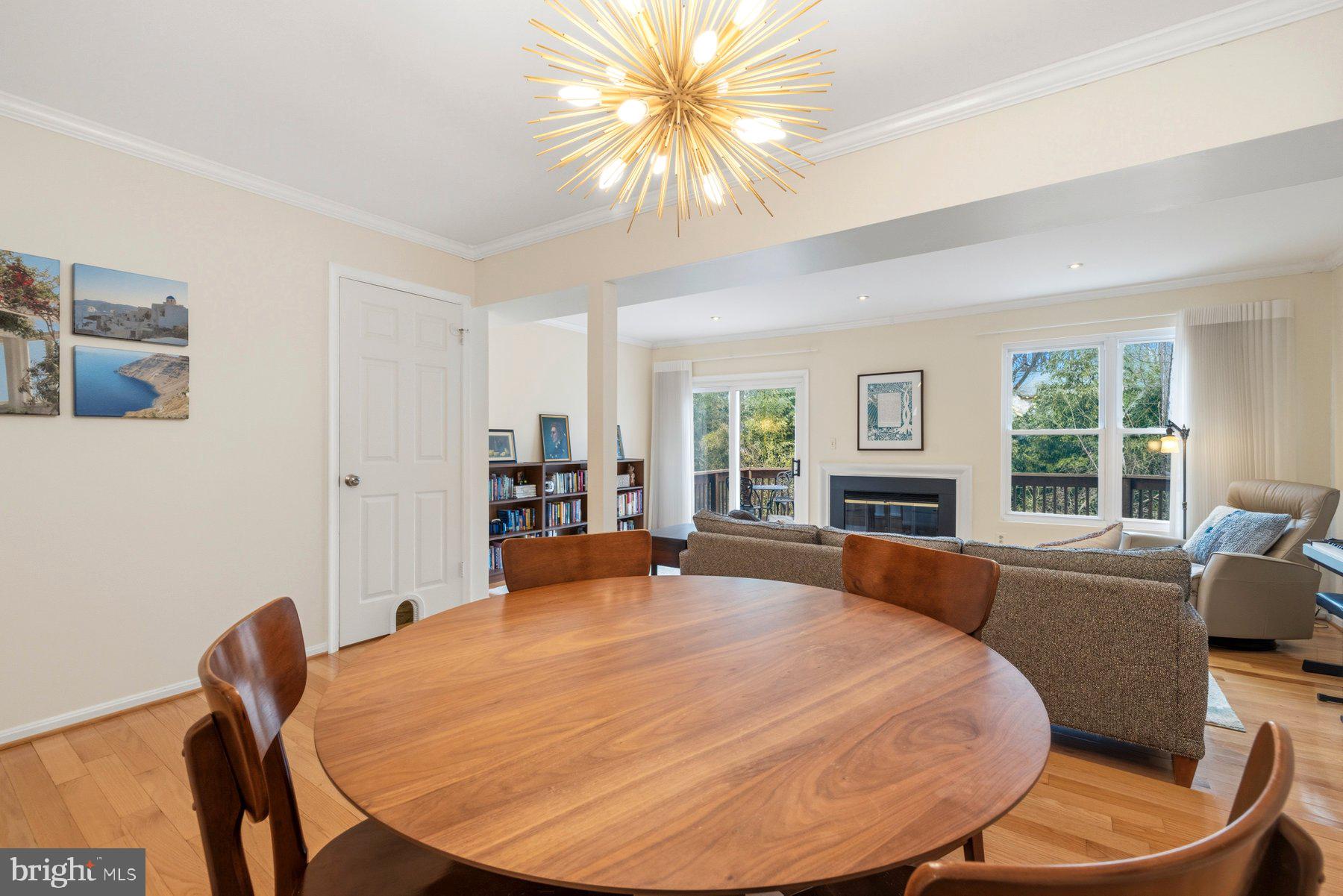 135 Kinsman View Circle Silver Spring, MD 20901 - Photo 14 of 30 Dining Room (reverse view)