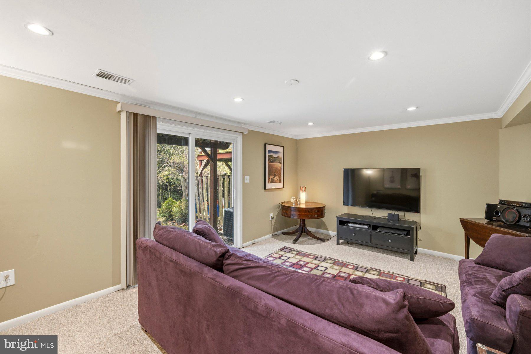 135 Kinsman View Circle Silver Spring, MD 20901 - Photo 25 of 30 Basement