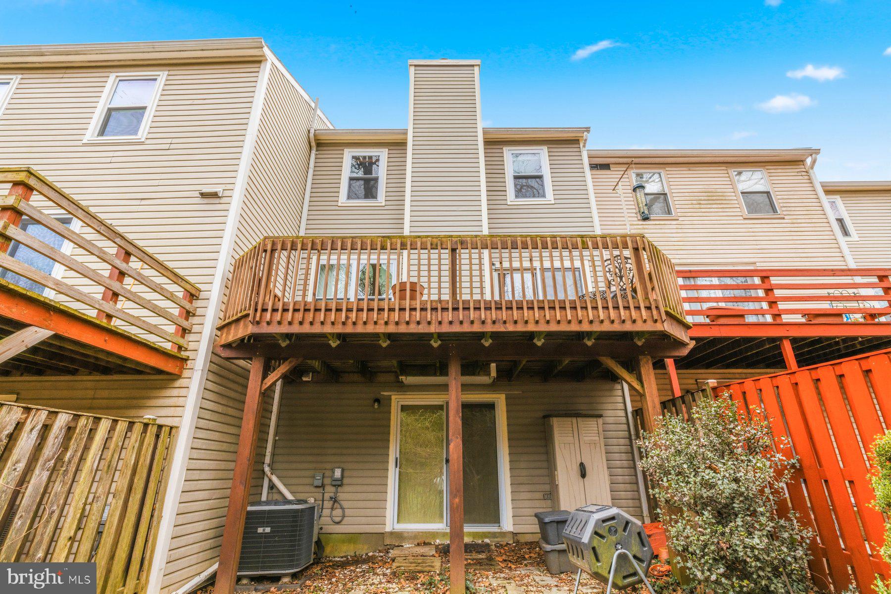 135 Kinsman View Circle Silver Spring, MD 20901 - Photo 30 of 30 Rear of Home
