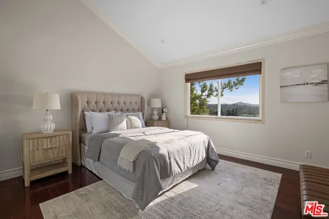 $1,399,000 | 4927 Alatar Drive, Woodland Hills, CA 91364