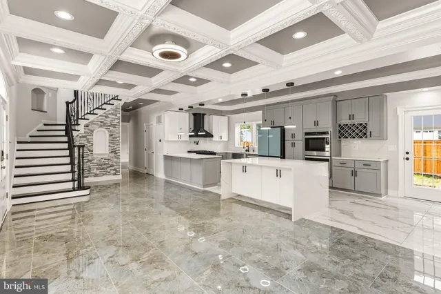 $1,099,900 | 8213 Hocking Place, Alexandria, VA 22309