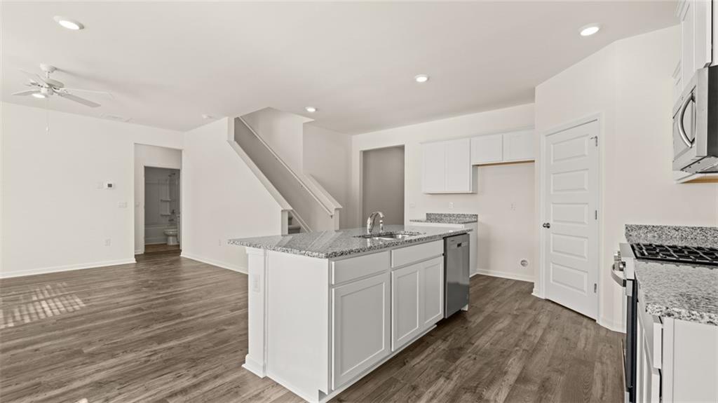 1910 Van Alen Court Dacula, GA 30019 - Photo 10 of 64