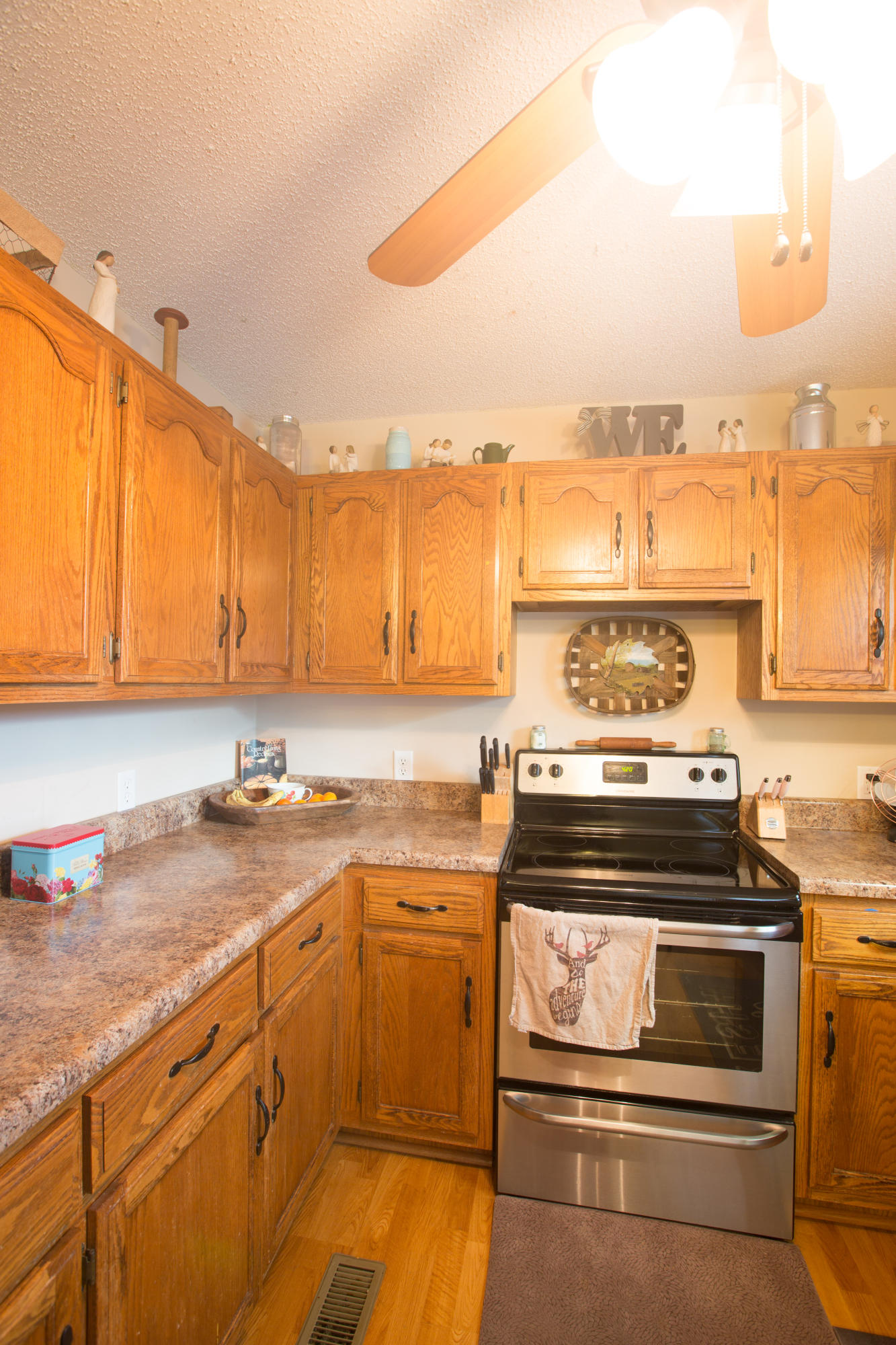 145 Moore Circle Road Charleston, TN 37310 - Photo 7 of 23 145 Moore Circle Nw-1397