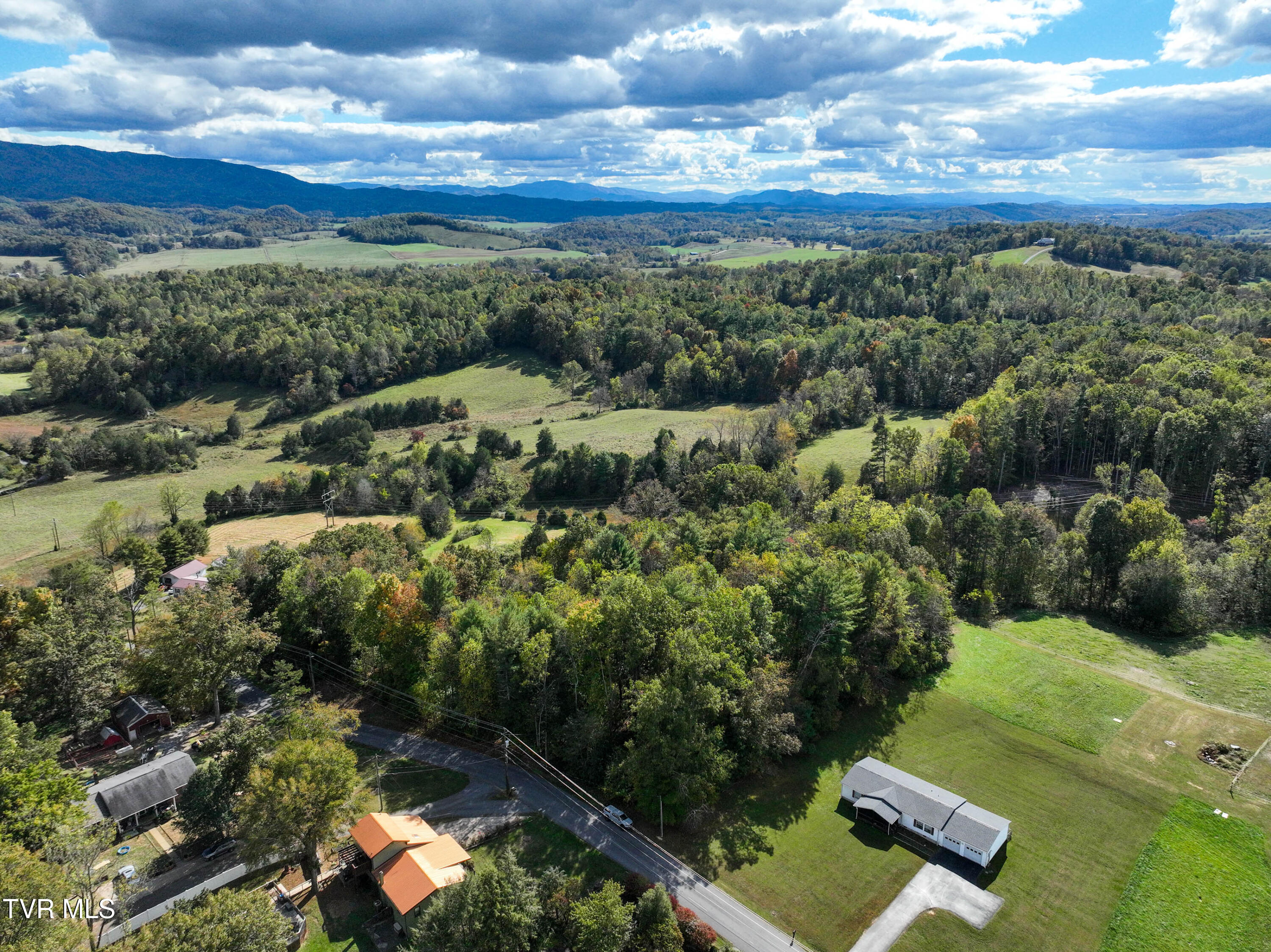 1476 Silver Grove Road Bluff City, TN 37618 - Photo 8 of 24 1476 Silver Grove Rd Drone BANKS