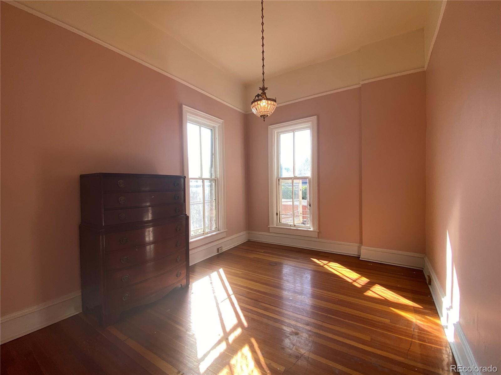 2112 Glenarm Place Denver, CO 80205 - Photo 19 of 24