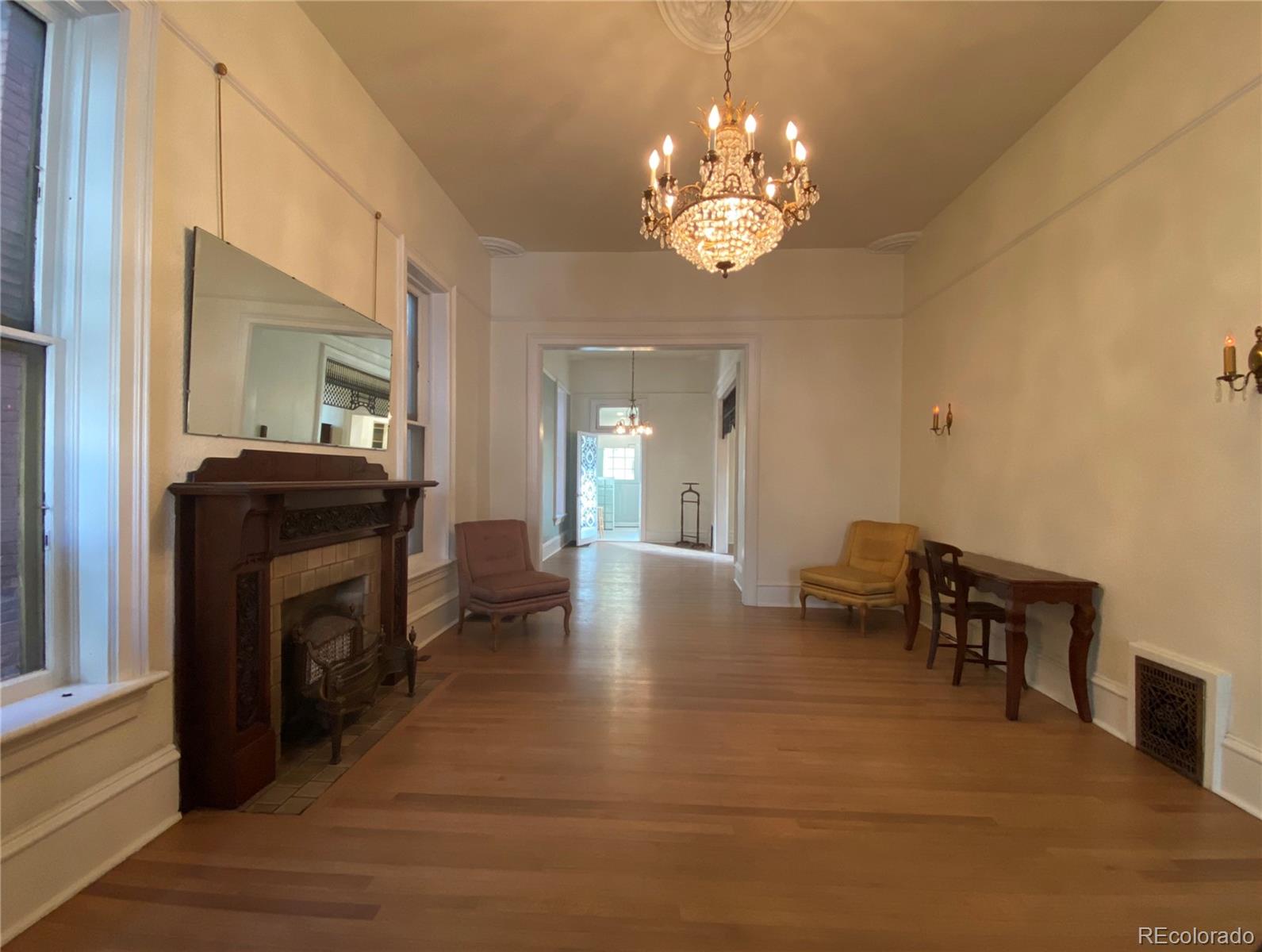 2112 Glenarm Place Denver, CO 80205 - Photo 4 of 24