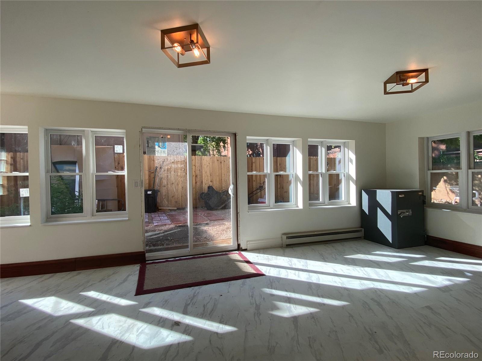 2112 Glenarm Place Denver, CO 80205 - Photo 10 of 24