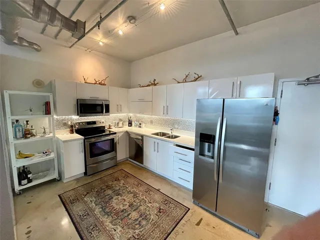 $3,200 | 444 Northeast 30th Street, Unit 1006, Miami, FL 33137