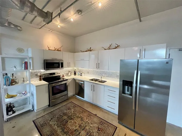 $3,200 | 444 Northeast 30th Street, Unit 1006, Miami, FL 33137