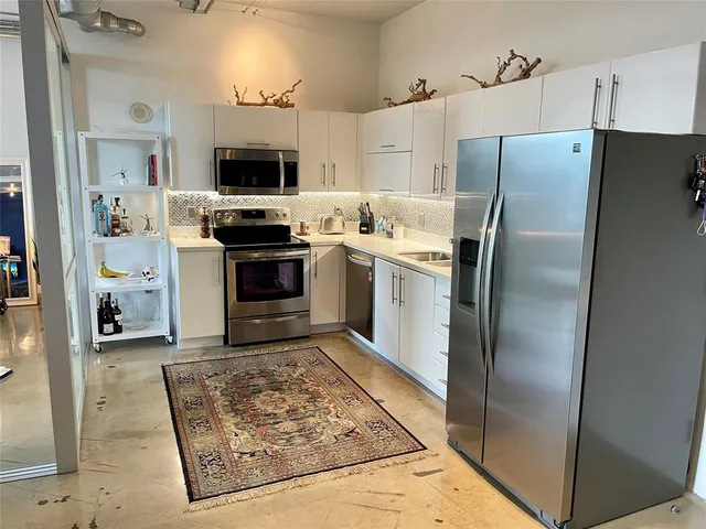 $3,200 | 444 Northeast 30th Street, Unit 1006, Miami, FL 33137