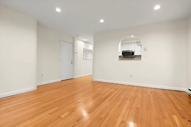 $3,300 | 18 East Springfield Street, Unit 183, Boston, MA 02118
