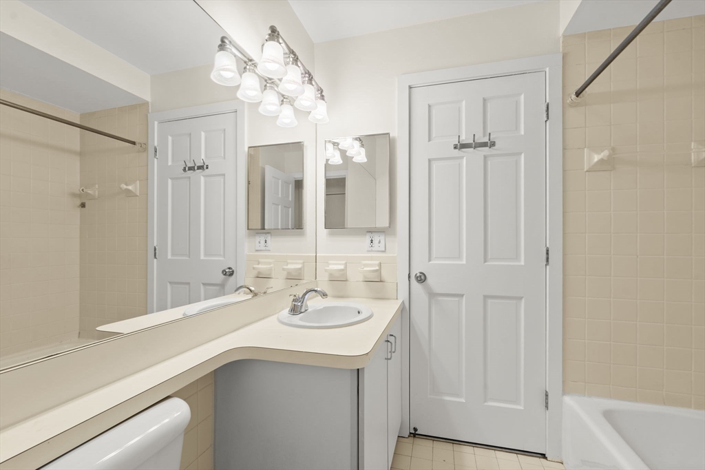 18 East Springfield Street, Unit 183 Boston, MA 02118 - Photo 19 of 36