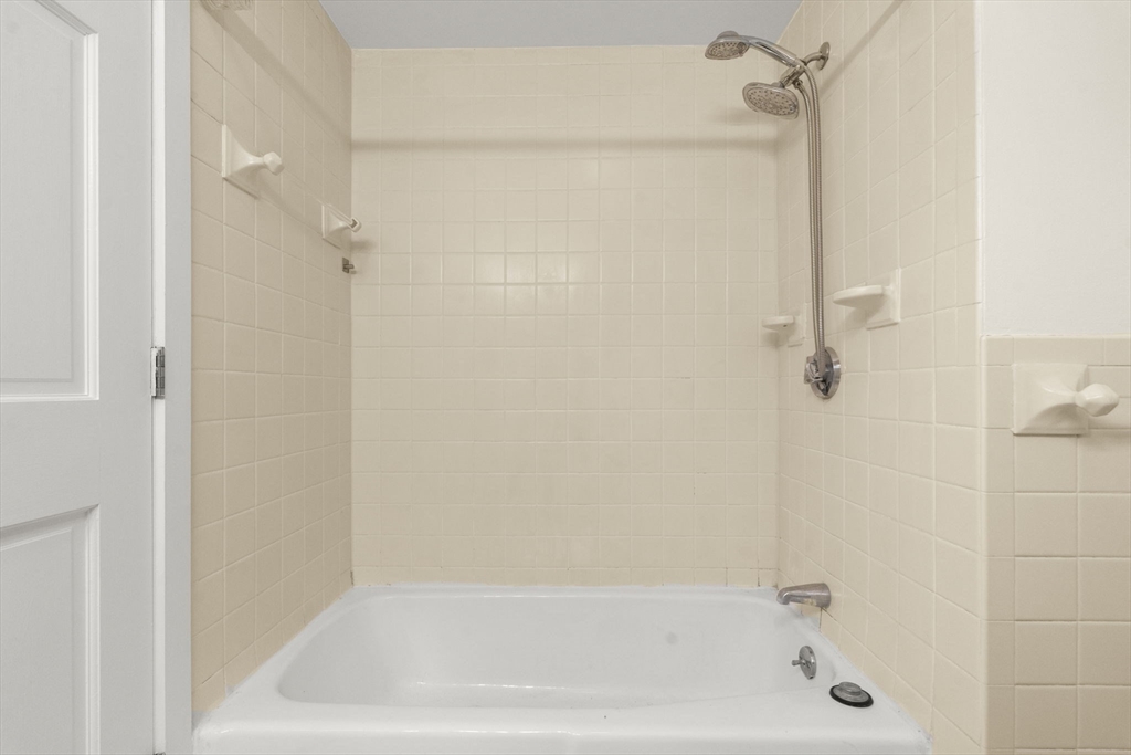 18 East Springfield Street, Unit 183 Boston, MA 02118 - Photo 28 of 36