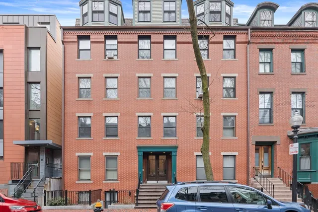 $3,300 | 18 East Springfield Street, Unit 183, Boston, MA 02118