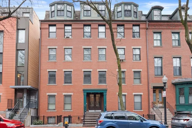 $3,300 | 18 East Springfield Street, Unit 183, Boston, MA 02118