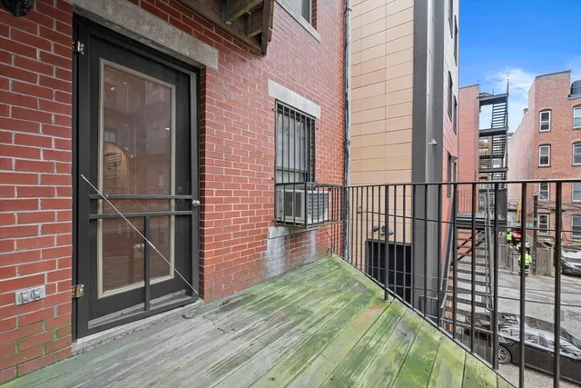 $3,300 | 18 East Springfield Street, Unit 183, Boston, MA 02118