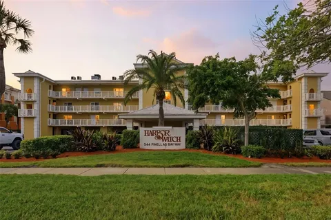 $989,000 | 544 Pinellas Bayway South, Unit F9, Tierra Verde, FL 33715