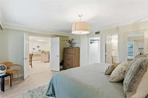 $989,000 | 544 Pinellas Bayway South, Unit F9, Tierra Verde, FL 33715