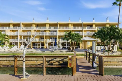 $989,000 | 544 Pinellas Bayway South, Unit F9, Tierra Verde, FL 33715