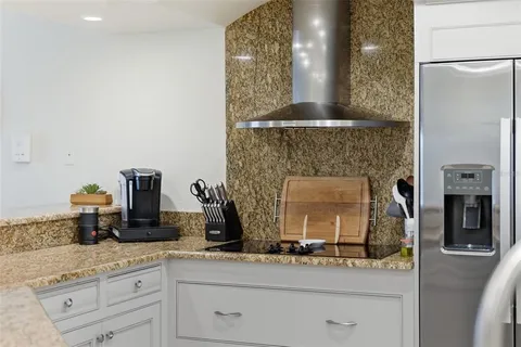 $989,000 | 544 Pinellas Bayway South, Unit F9, Tierra Verde, FL 33715